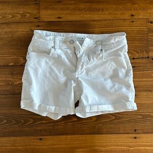 🚫 SOLD 🚫 Joe’s Jeans denim shorts white size 24 EUC